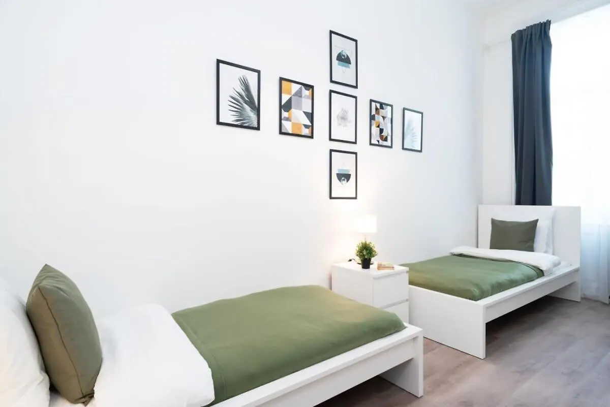 Large Apartment At Perfect Central Location Budapest