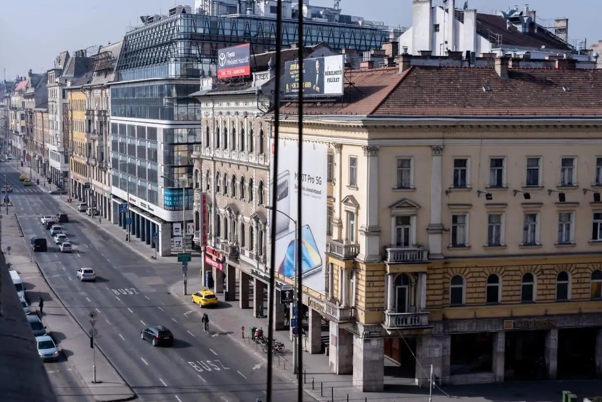 Large Apartment At Perfect Central Location Budapest
